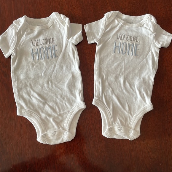 Twin Baby Clothing Lot - Picture 2 of 9